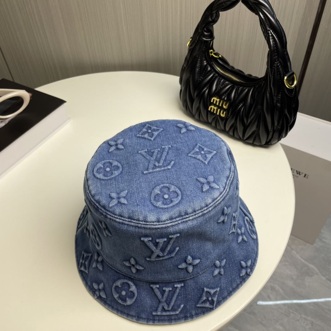 Louis Vuitton Caps